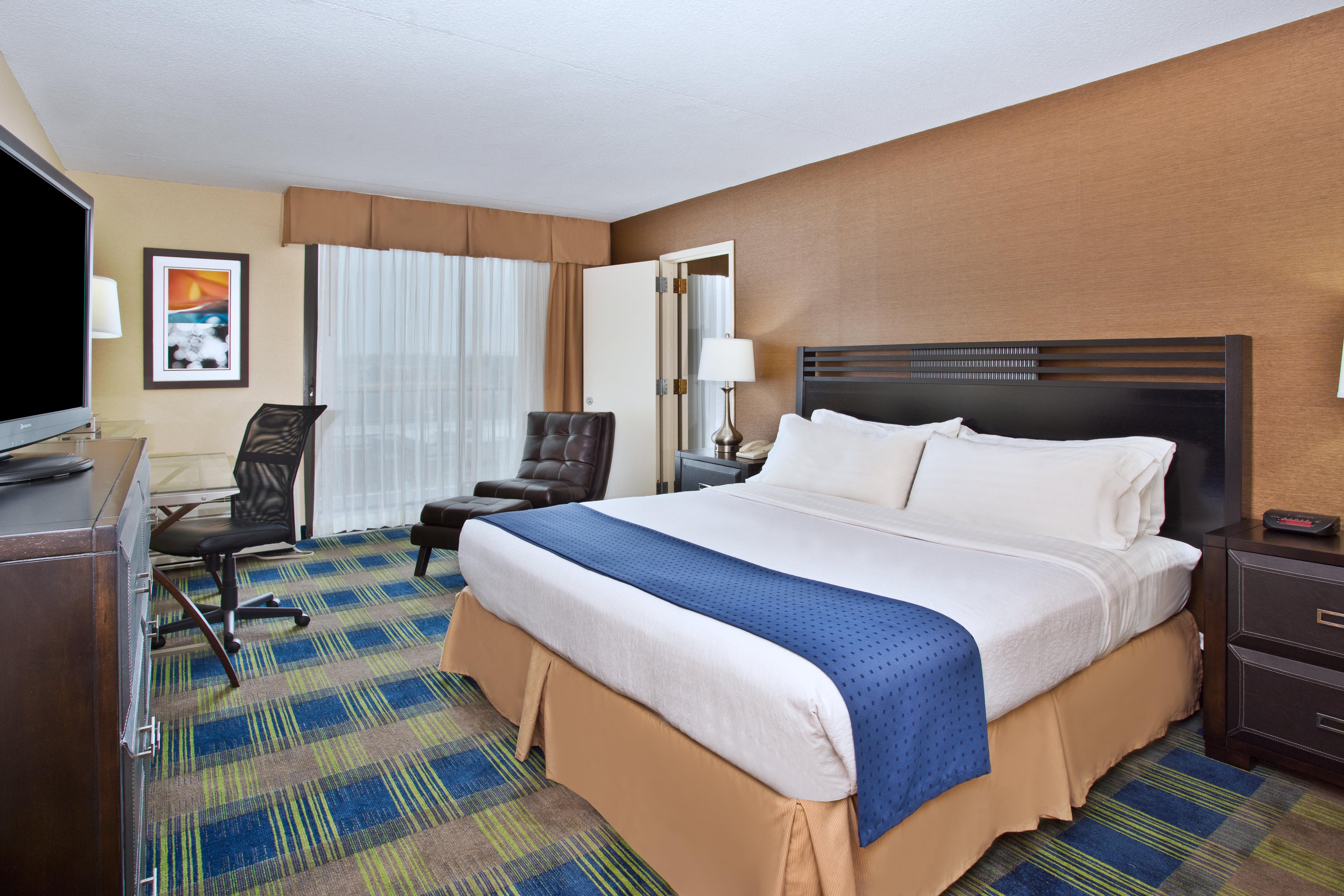Akron-west By Ihg Montrose