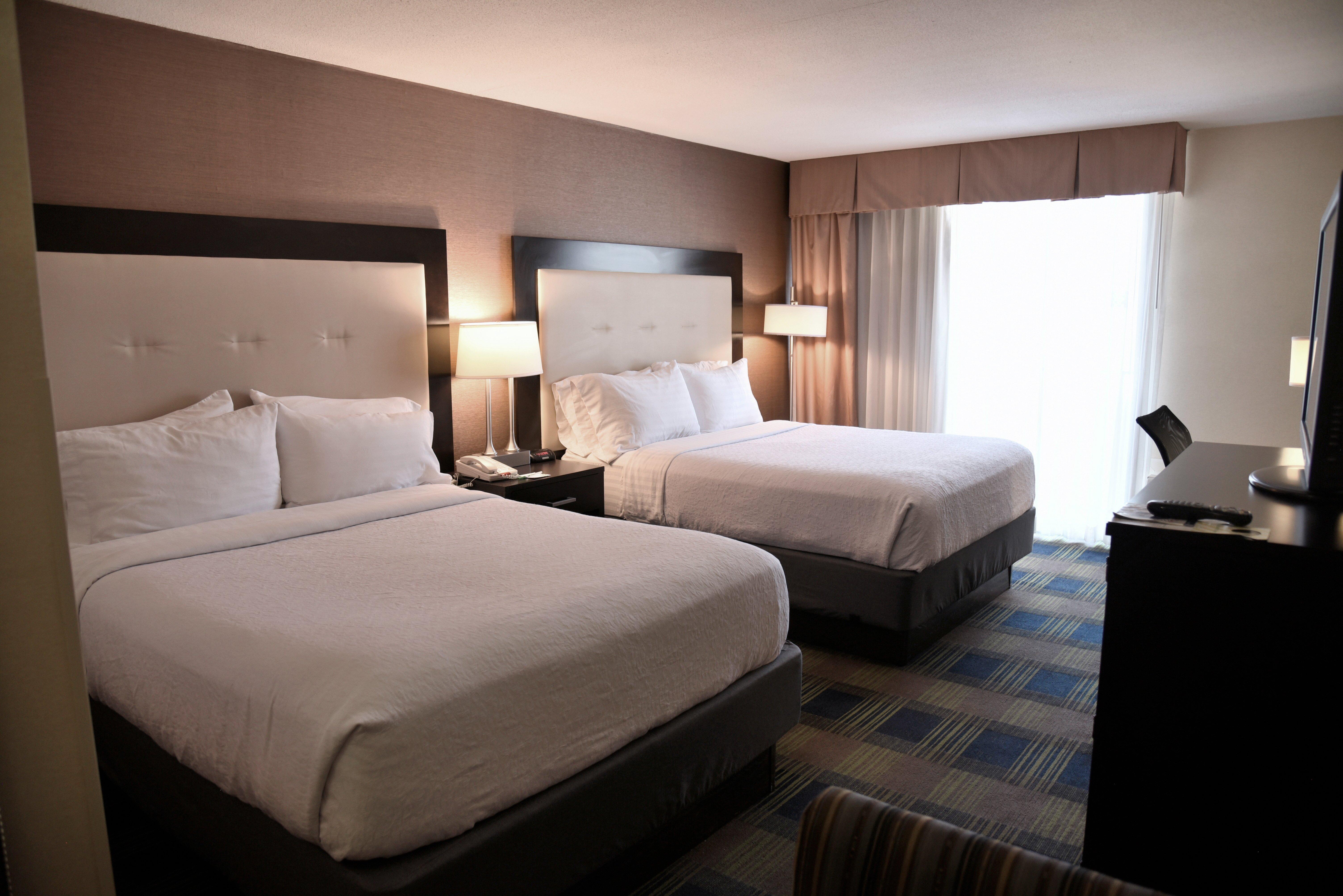 Hotel Akron-west By Ihg Montrose
