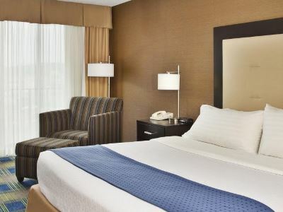 Akron-west By Ihg Montrose